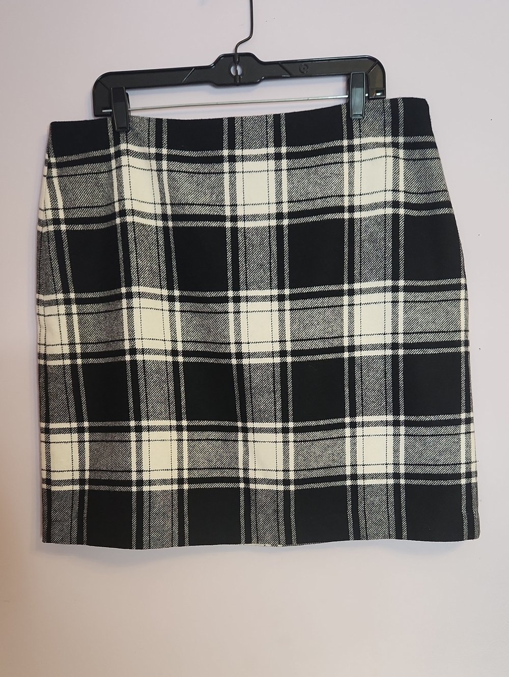TALBOTS Women’s Wool Blend Plaid Skirt, size 16P
